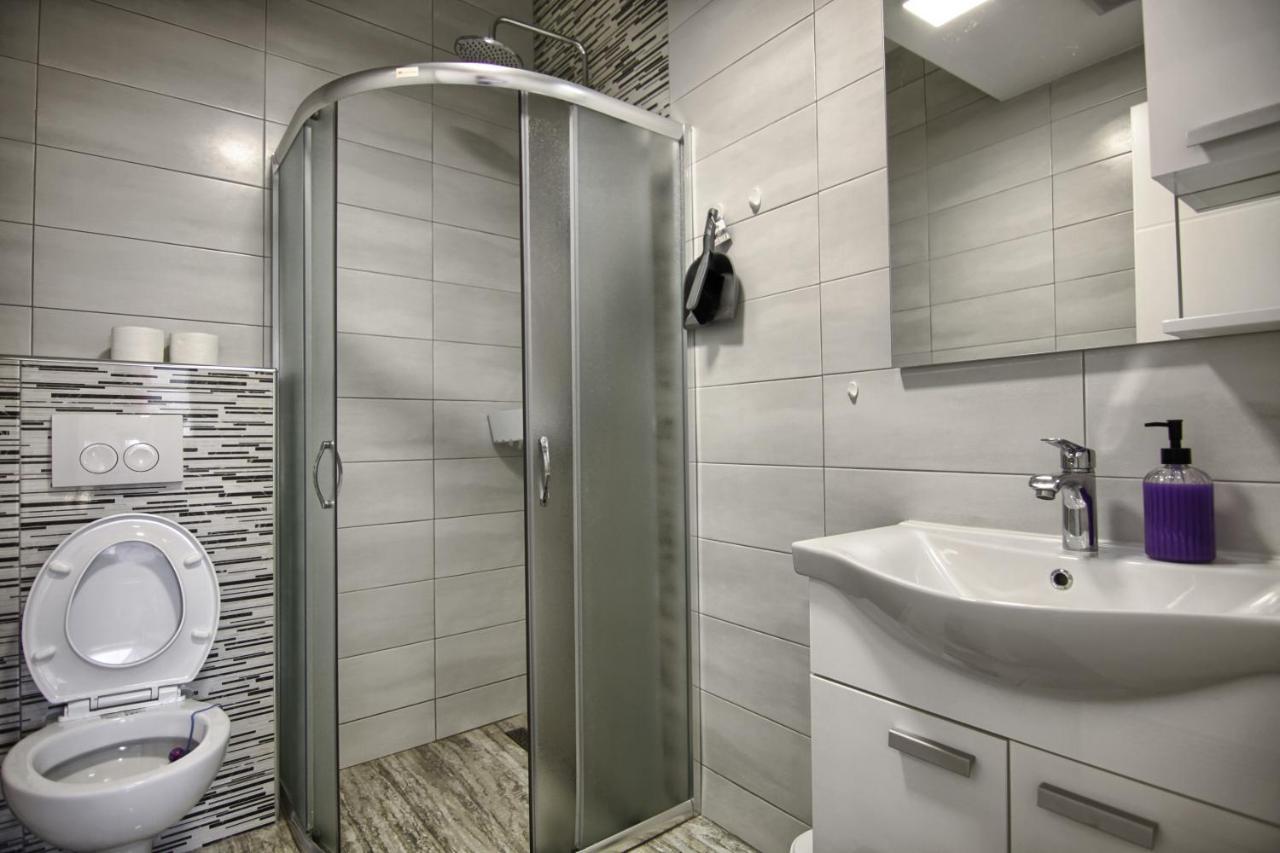 Rooms Dragica Pakoštane Buitenkant foto