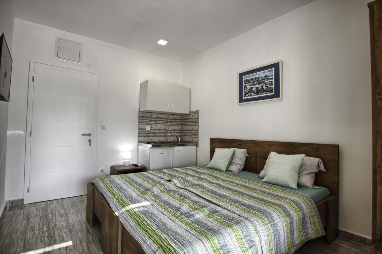 Rooms Dragica Pakoštane Buitenkant foto