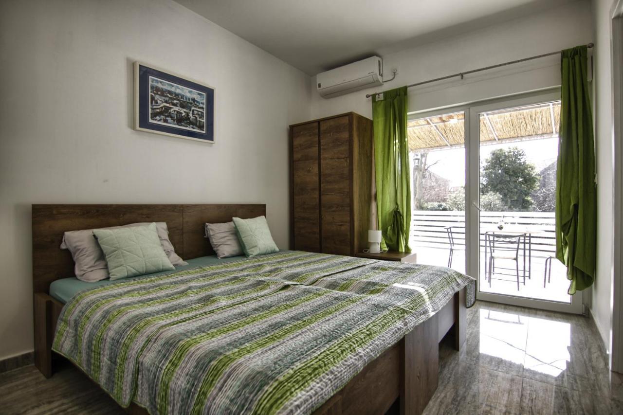 Rooms Dragica Pakoštane Buitenkant foto